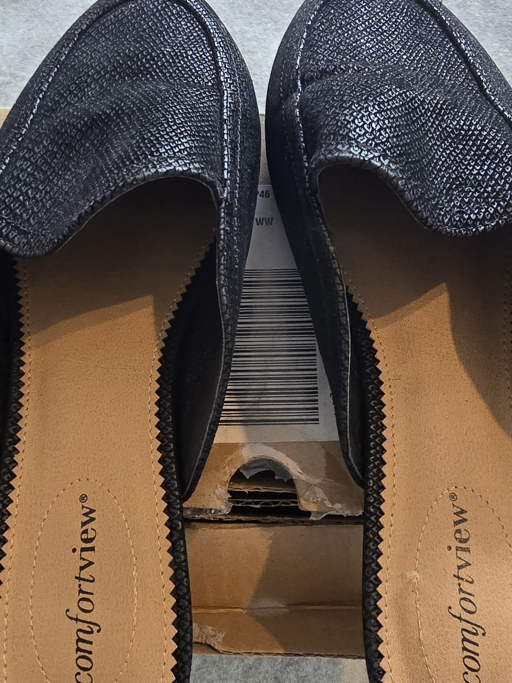 Comfortview Black Textured Slip-On Loafers